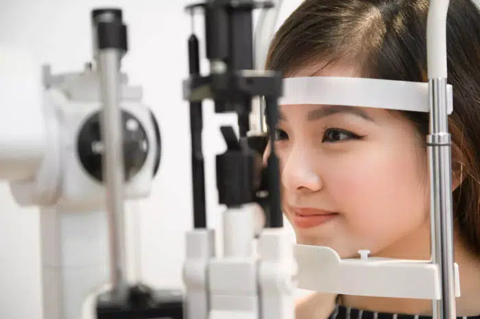 Operasi LASIK di Singapura — Atlas Eye Specialist Centre